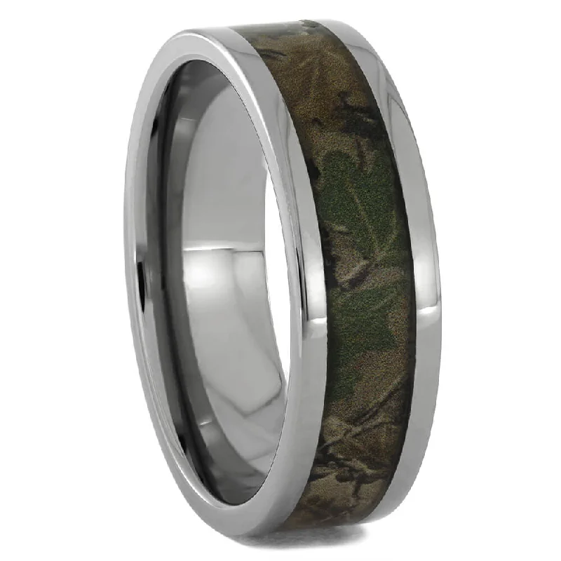 Camouflage Men's Wedding Band in Titanium