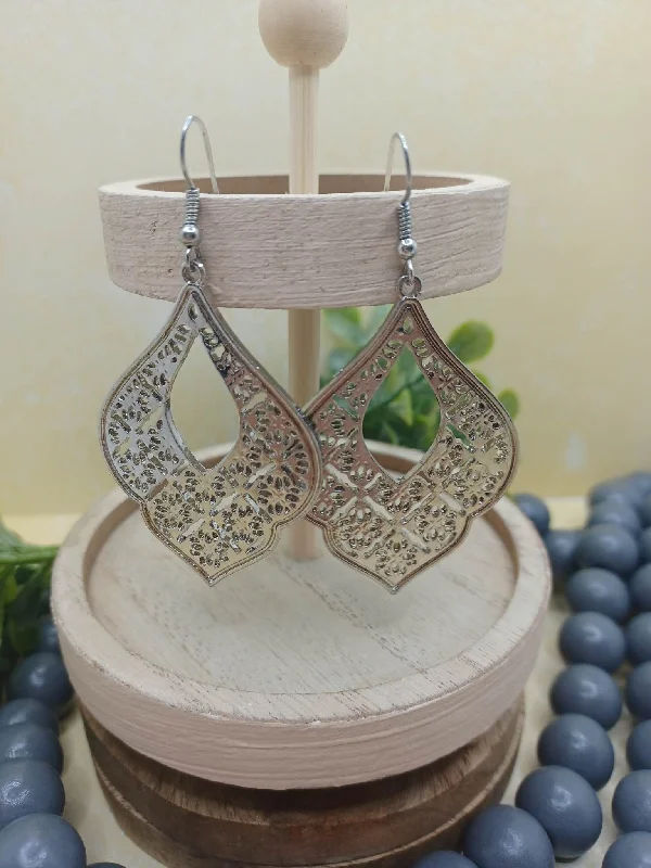 Silver Cutout Patterned Earrings