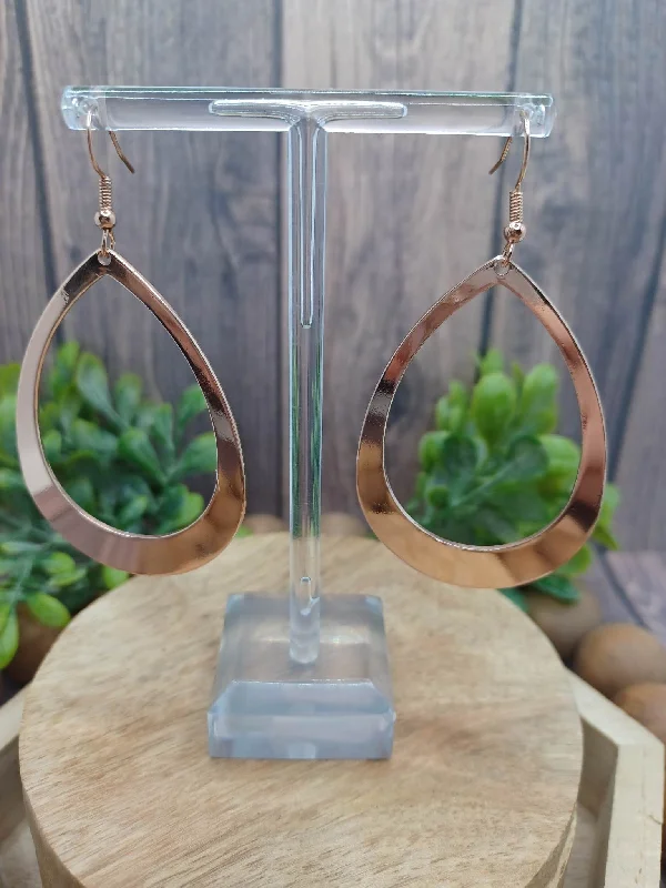 Rose Gold Smooth Teardrop Style Earrings