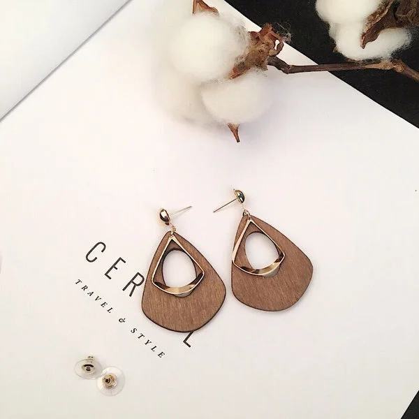 Brown Wooden Tear Drop Earrings