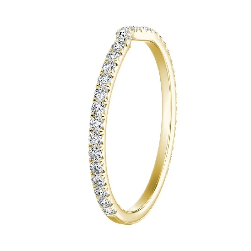 Auriya 14k Gold Curved Moissanite Wedding Band 1/4ctw