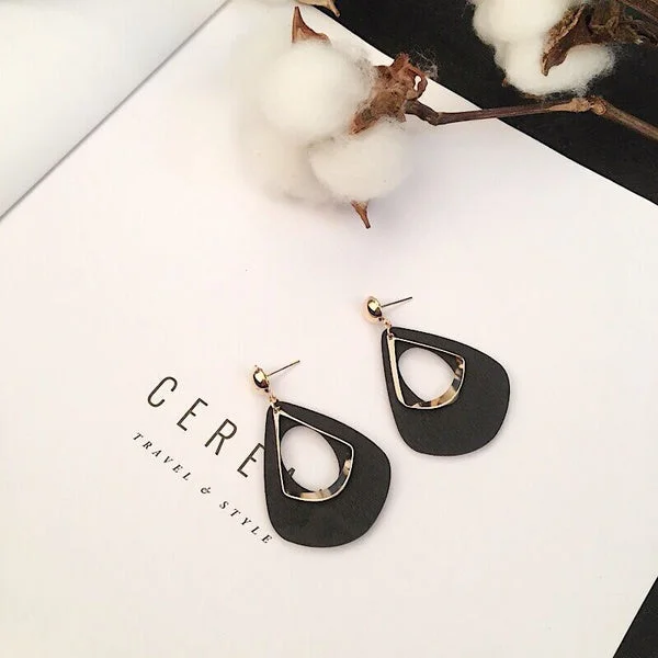 Black Wooden Tear Drop Earrings