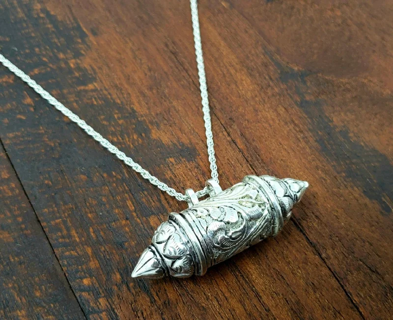 Uttar Stash Pendant Necklace