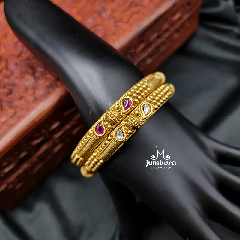 Rajwadi Gold Finish Kundan & Kemp Bangle