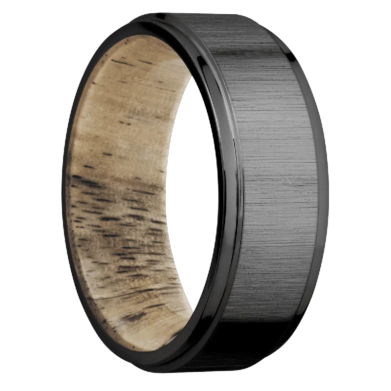 Zirconium with Crosssatinblack , Polish Finish and Spalted Tamarind