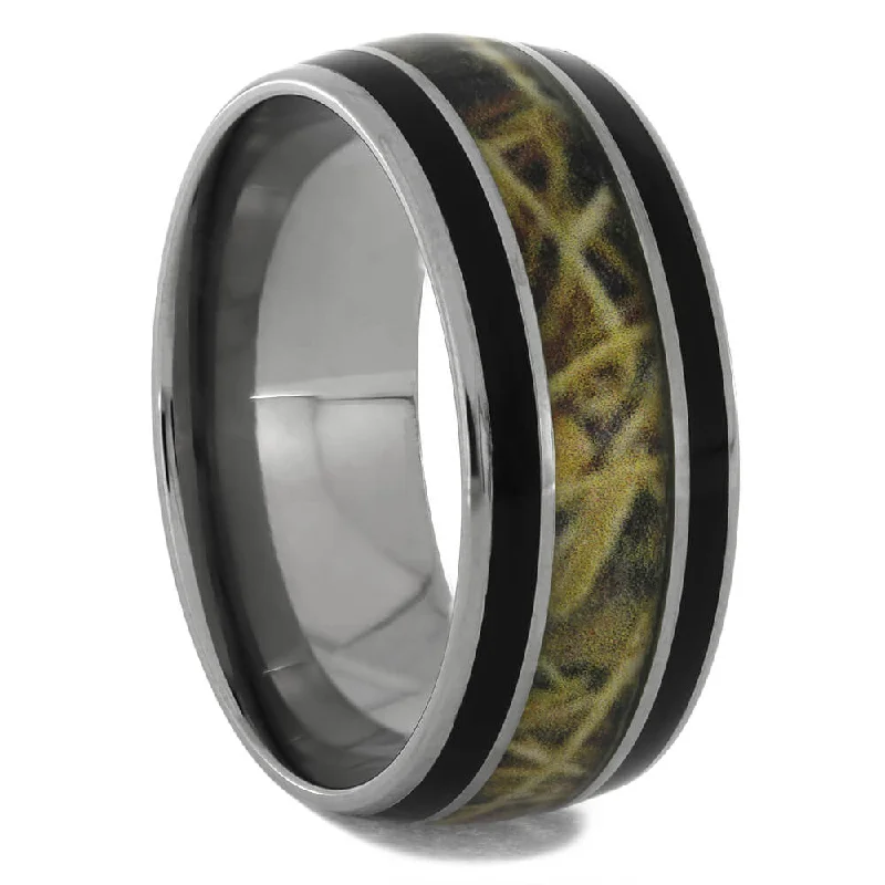 Camo Men's Wedding Band in Polished Titanium