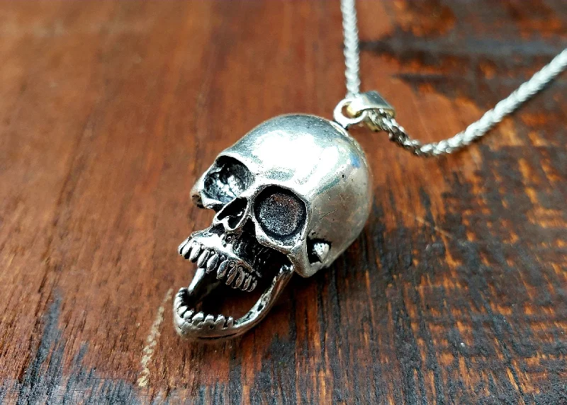 Silver Skull Necklace with Adjustable Jaw