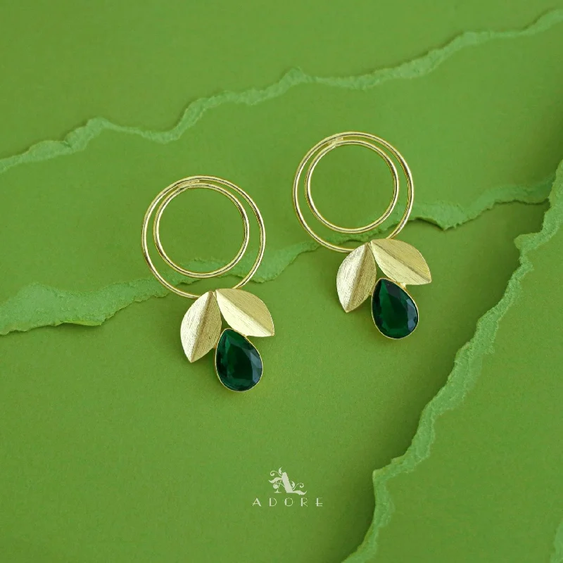 Dazzella Leafy Glossy Round Earring