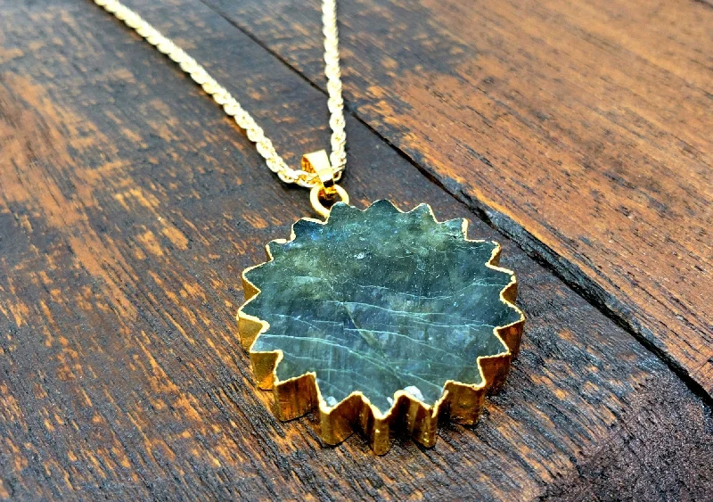 Gold Labradorite Star Necklace